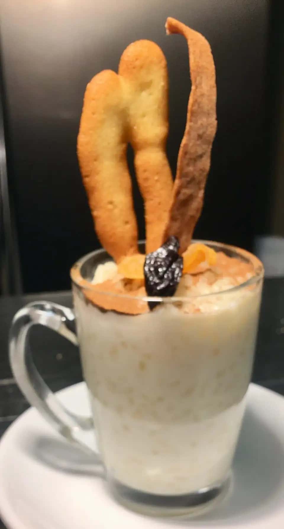 Elegant food plating